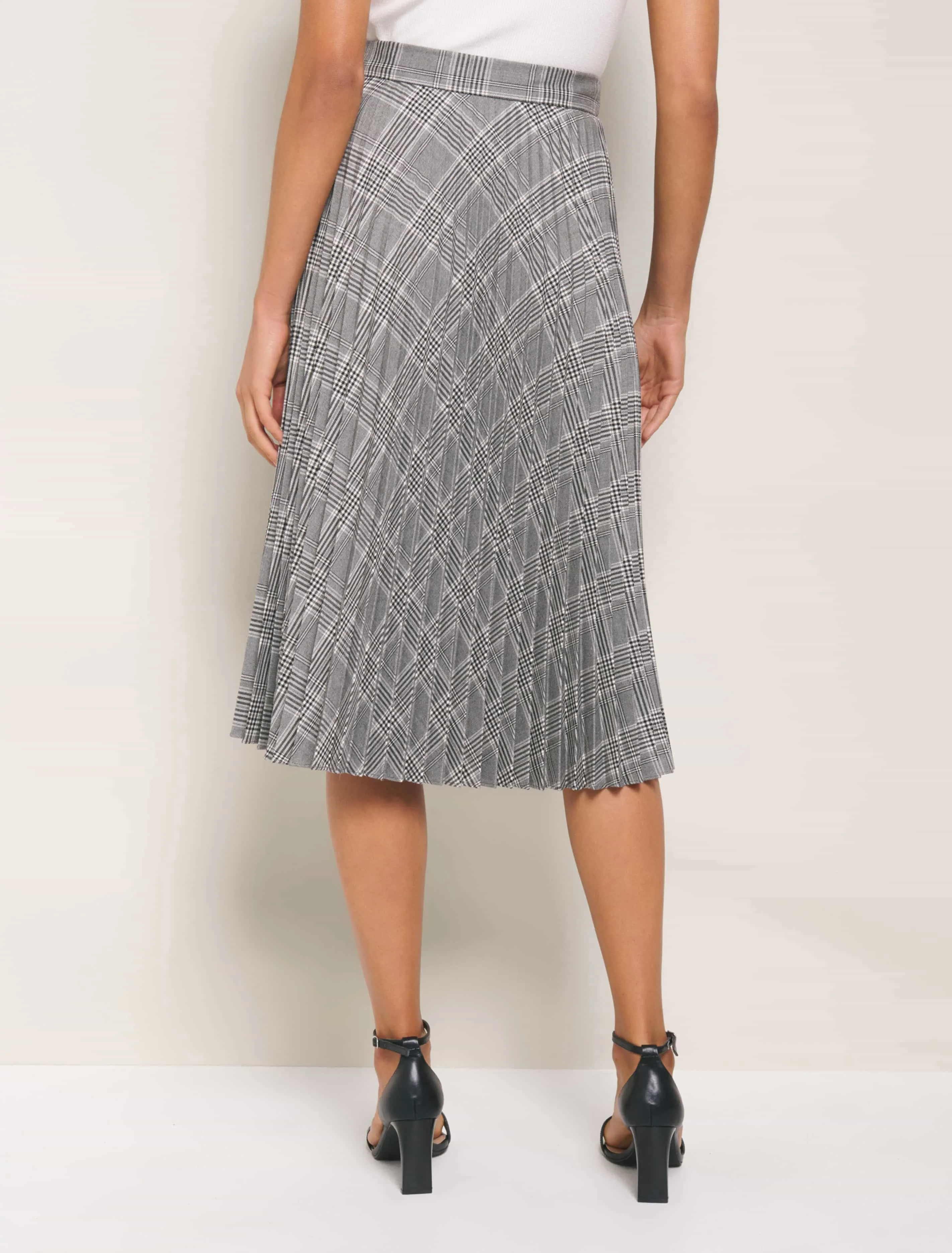 Carla Self Belt Check Pleat Skirt