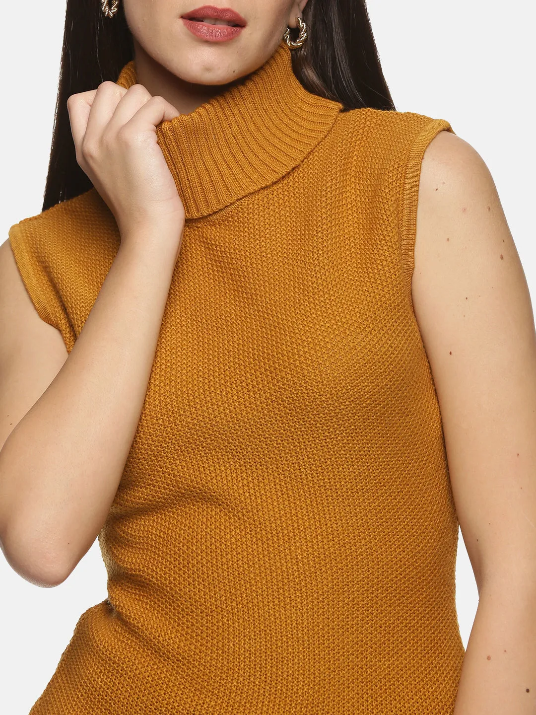 IS.U Yellow Turtle Neck Sleeveless Sweater