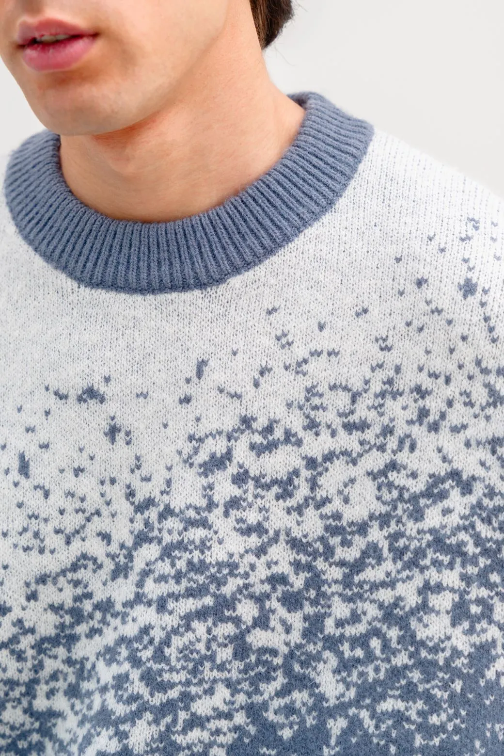 JACQUARD SWEATER