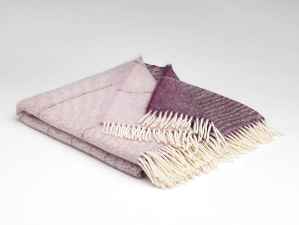 Mcnutt Alpaca Throw | Mauve Ómbre